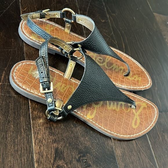 Sam Edelman black and gold sandals 9 - Picture 13 of 13
